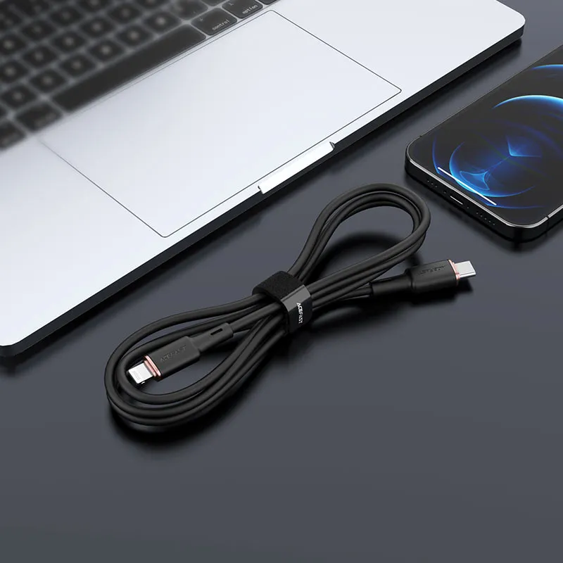 ACEFAST C2-01 USB-C TO LIGHTNING ZINC ALLOY SILICONE CHARGING DATA CABLE (30W MAX)(1.2M) - WHITE