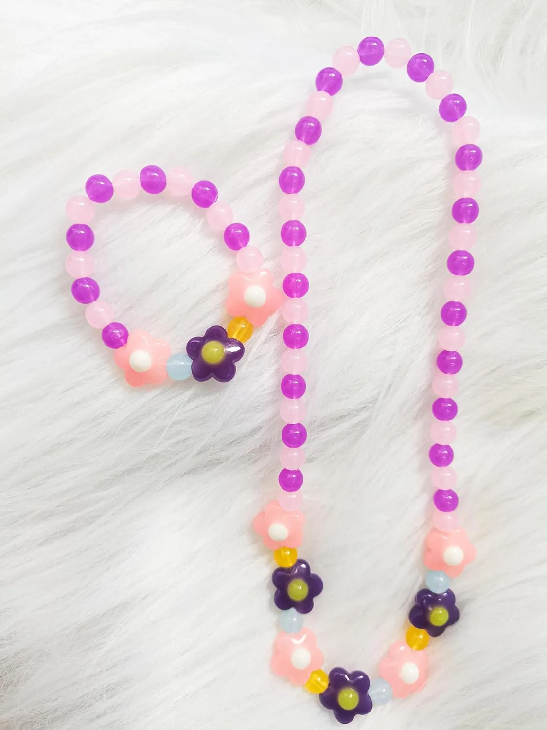 Beaded Necklaces and Bracelets Set for Women Flower Butterfly Pendant Bead Stretch Necklace Party Favors Dress up Play Costume Jewelry Gift