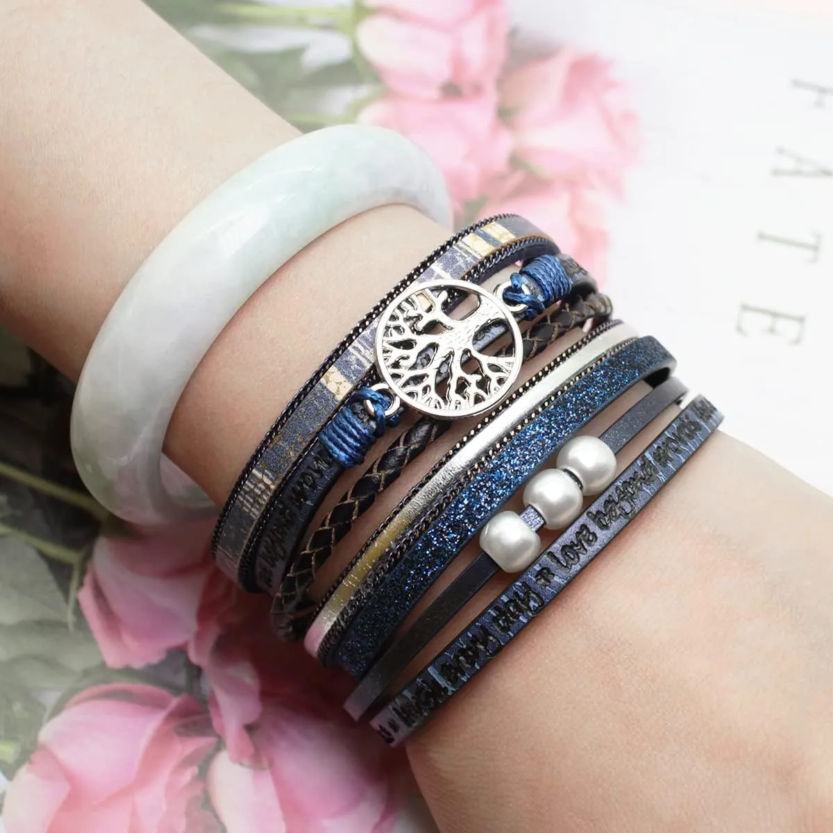 Boho Leather Wrap Bracelets Bohemian Crystal Bracelets Trendy Layered Bracelet with Magnetic Clasp Jewelry Gifts for Women