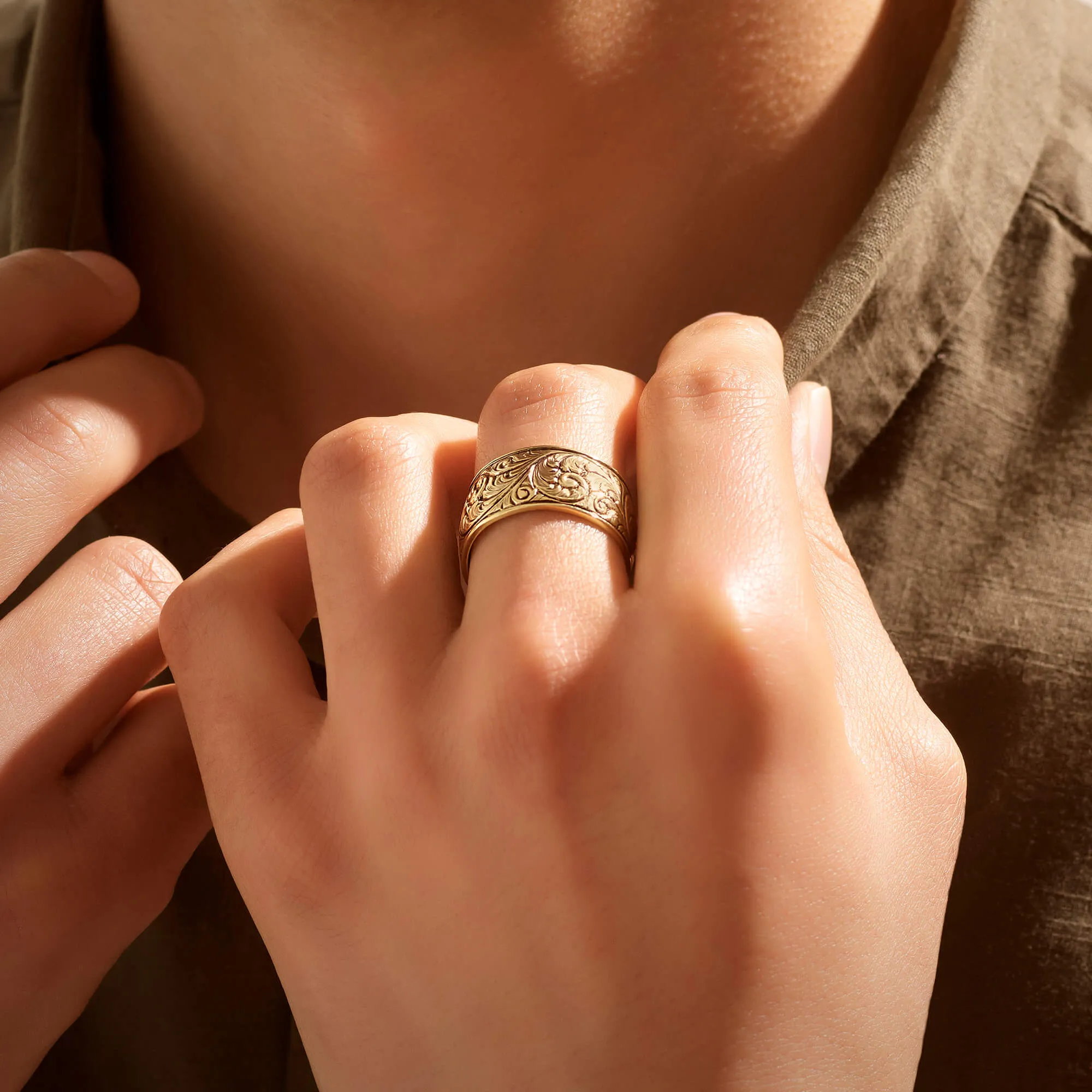 Classic Band Ring - Solid Gold