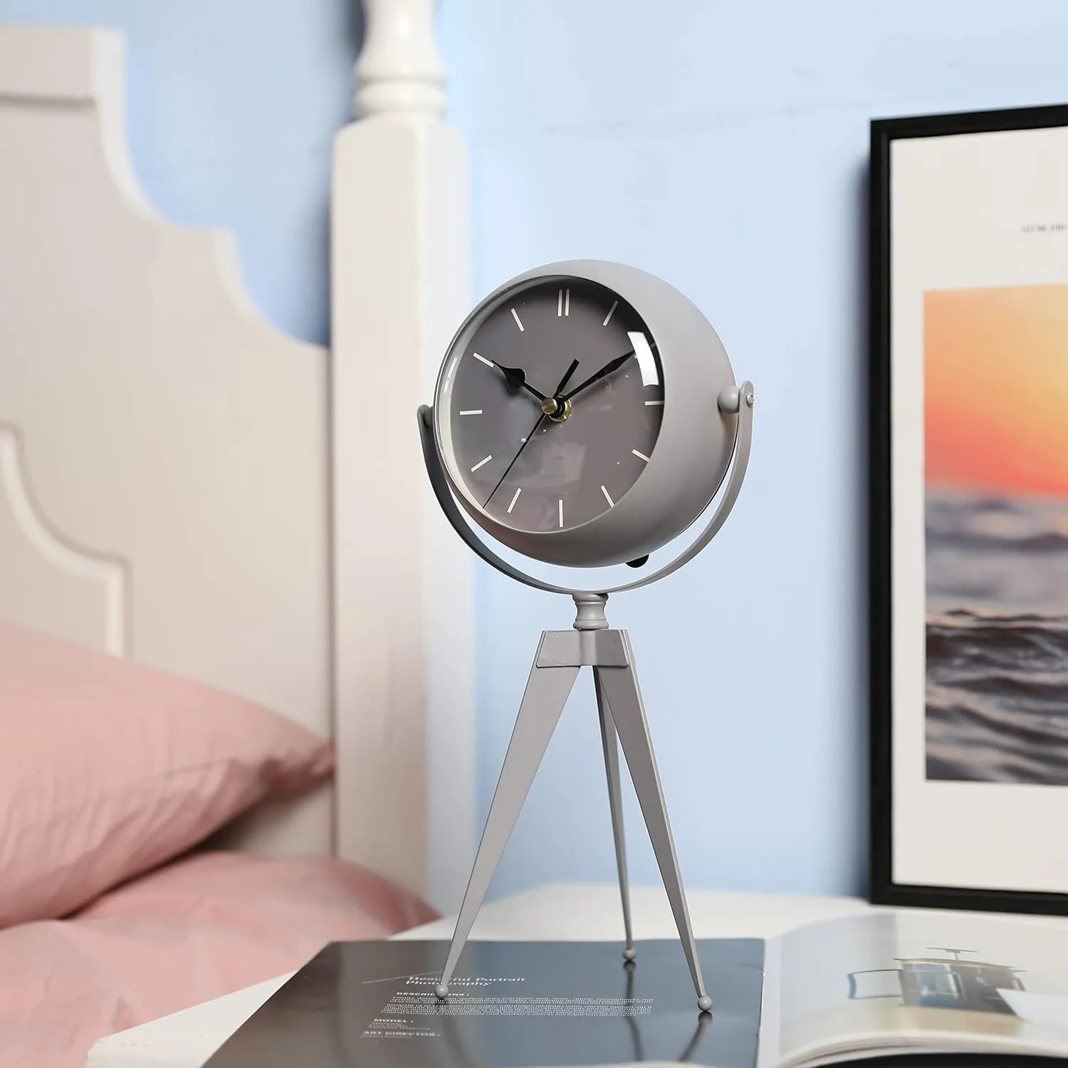 JUXORI Metal Clock for Bedroom High Simple Modern Desk Clock with Curved Glass for Living Room Bedside Bedroom Office Livng Room Desktop Countertop
