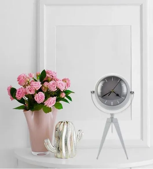JUXORI Metal Clock for Bedroom High Simple Modern Desk Clock with Curved Glass for Living Room Bedside Bedroom Office Livng Room Desktop Countertop