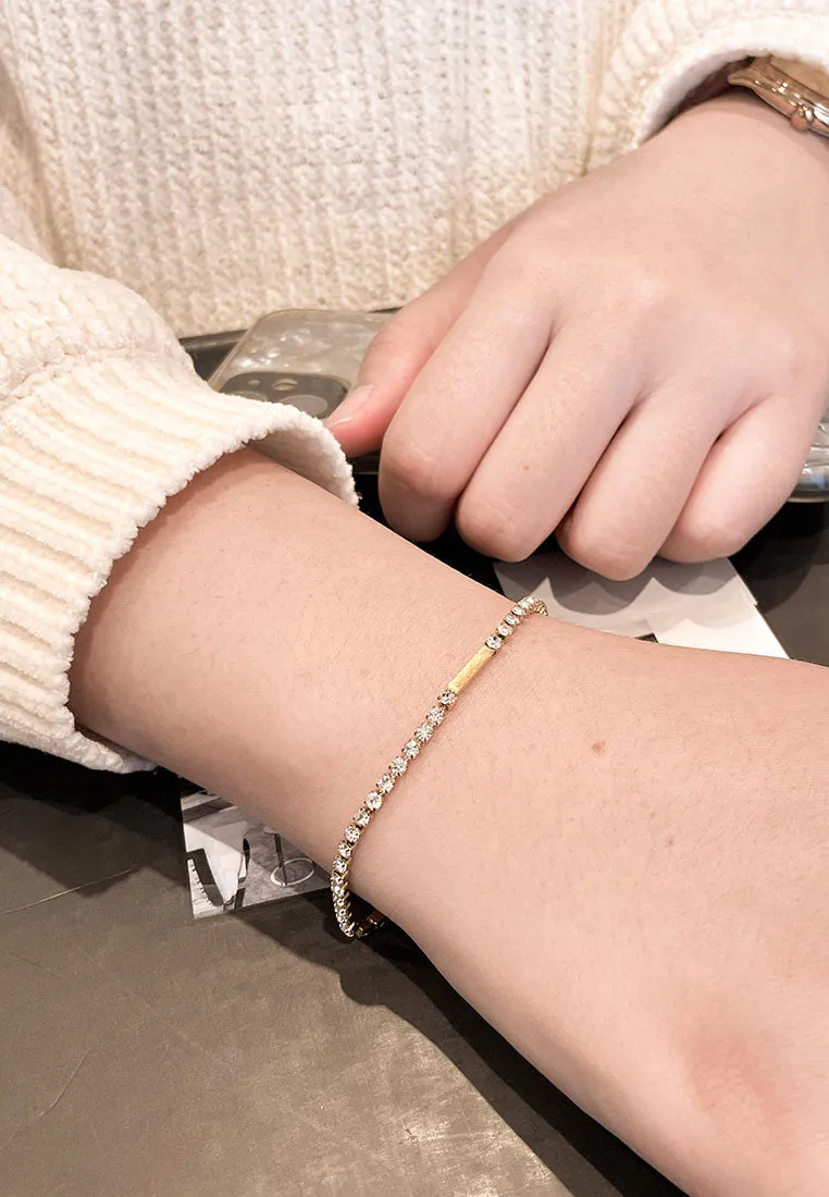 Maison Sparkling Cubic Zirconia Tennis Bracelet