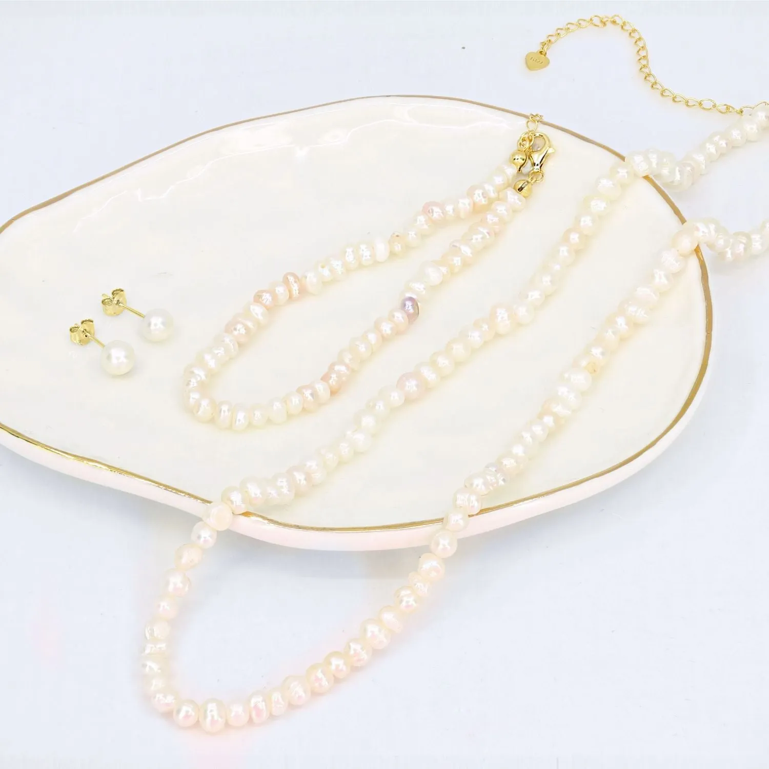 Natural Freshwater Pearl Bracelet