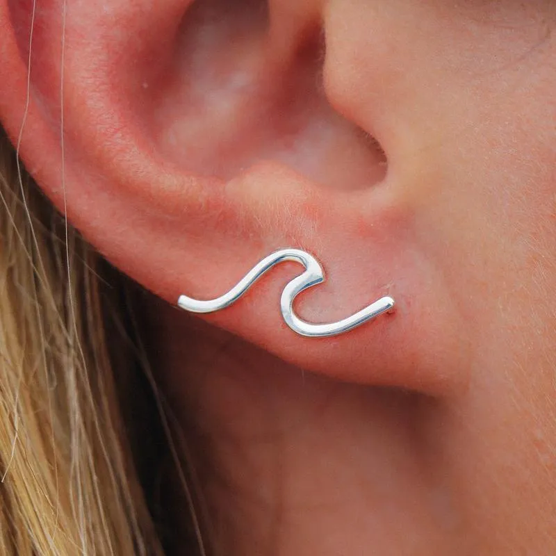PURA VIDA WAVE EAR CLIMBER